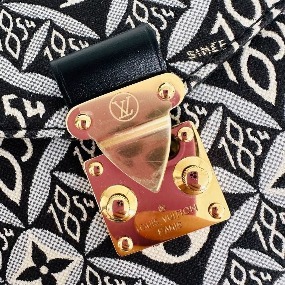 Louis Vuitton Black and White Monogram Crossbody Bag - Picture 2 of 14